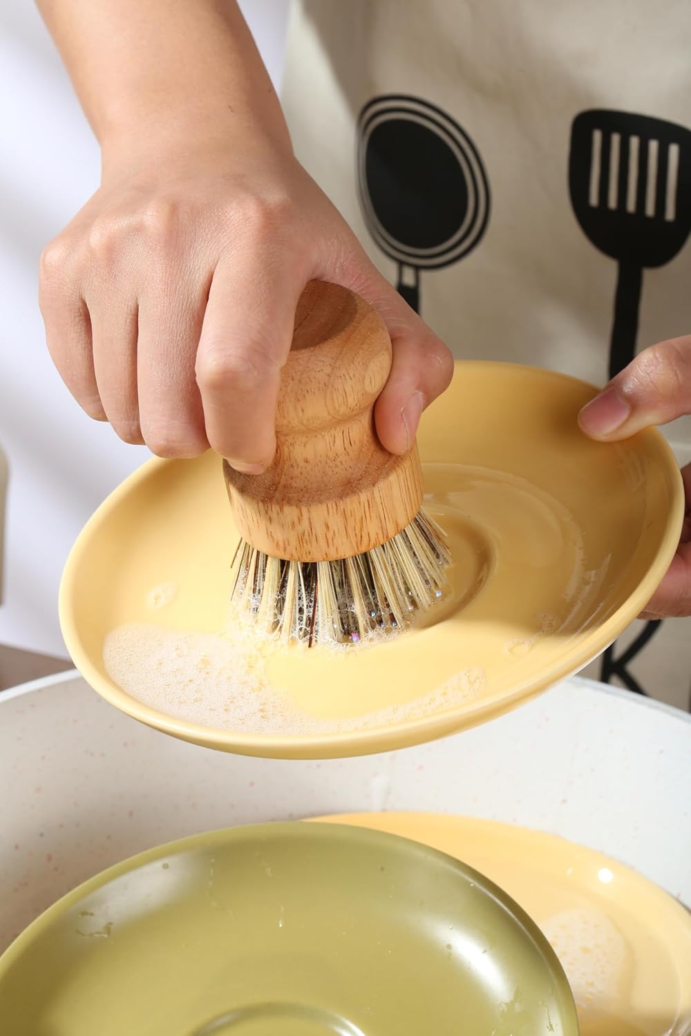 Dish Brush Kitchen Dish Scrub Brush for Dishes Bamboo Dish Brushe,Round Mini Cleaning Brush Dish Scrubbers Palm Scrub Brush Sink Scrub Brush,Washing Dishes,Vegetable,Pans, Set of 3