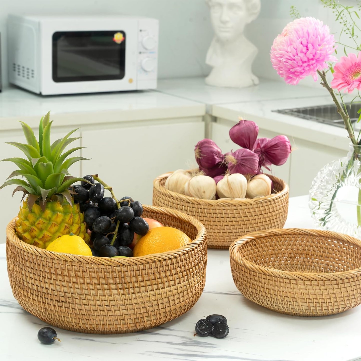 Fruit Basket For Holder Bowl Decorative Bread Vegetable, Serving Bowl Set of 3 For Organizing Kitchen Natural Rattan Picnic Basket Round Stackable (Natural)