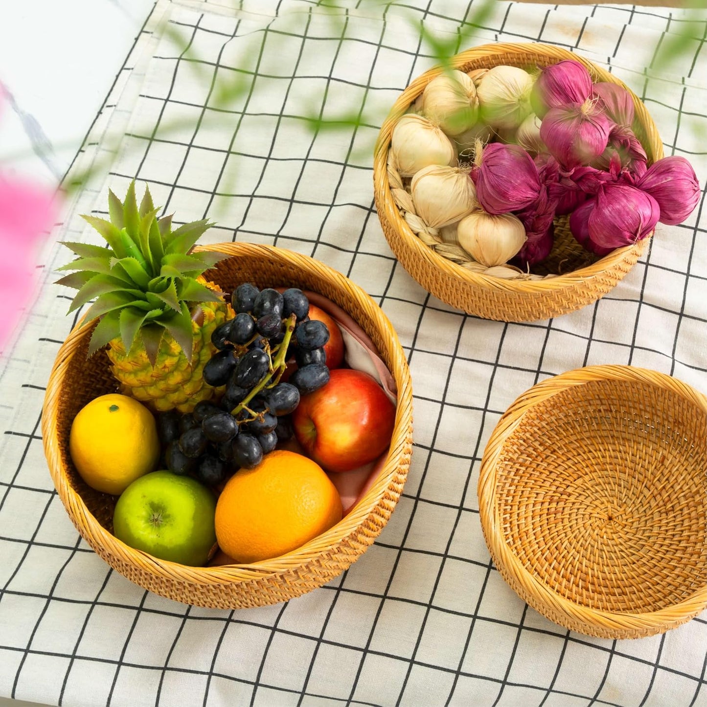 Fruit Basket For Holder Bowl Decorative Bread Vegetable, Serving Bowl Set of 3 For Organizing Kitchen Natural Rattan Picnic Basket Round Stackable (Natural)